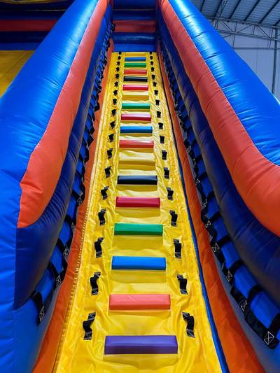 Надувной батут-горка "Супер-волна ST" 12*5*8 м