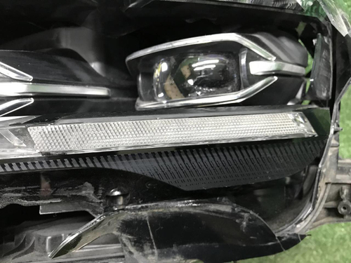 Битая Фара левая Geely Monjaro (2021-н.в.) LED