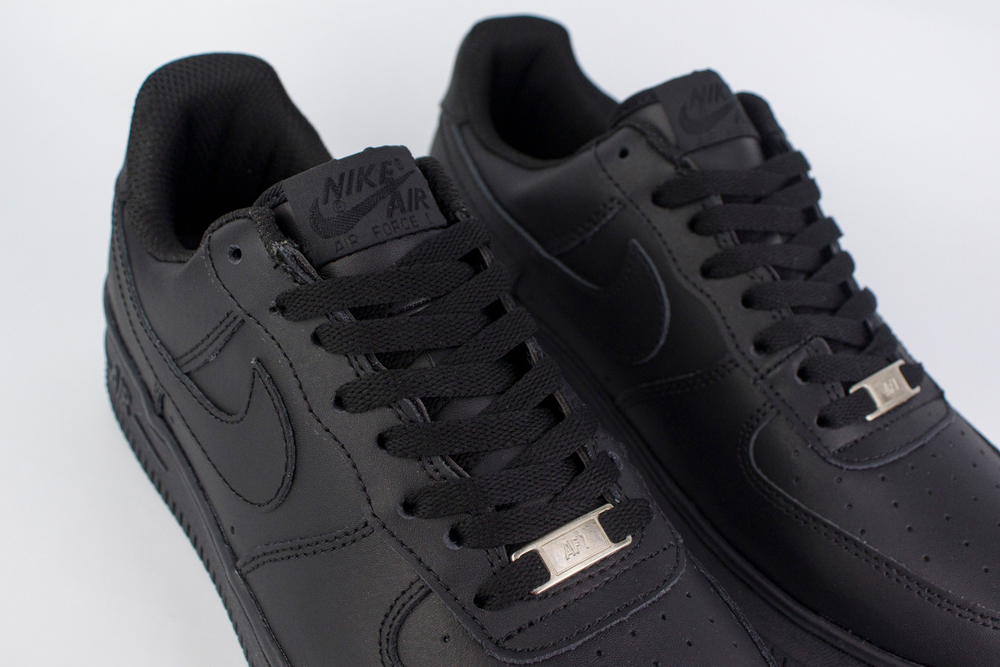 Кроссовки Nike Air Force 1 Low Triple Black