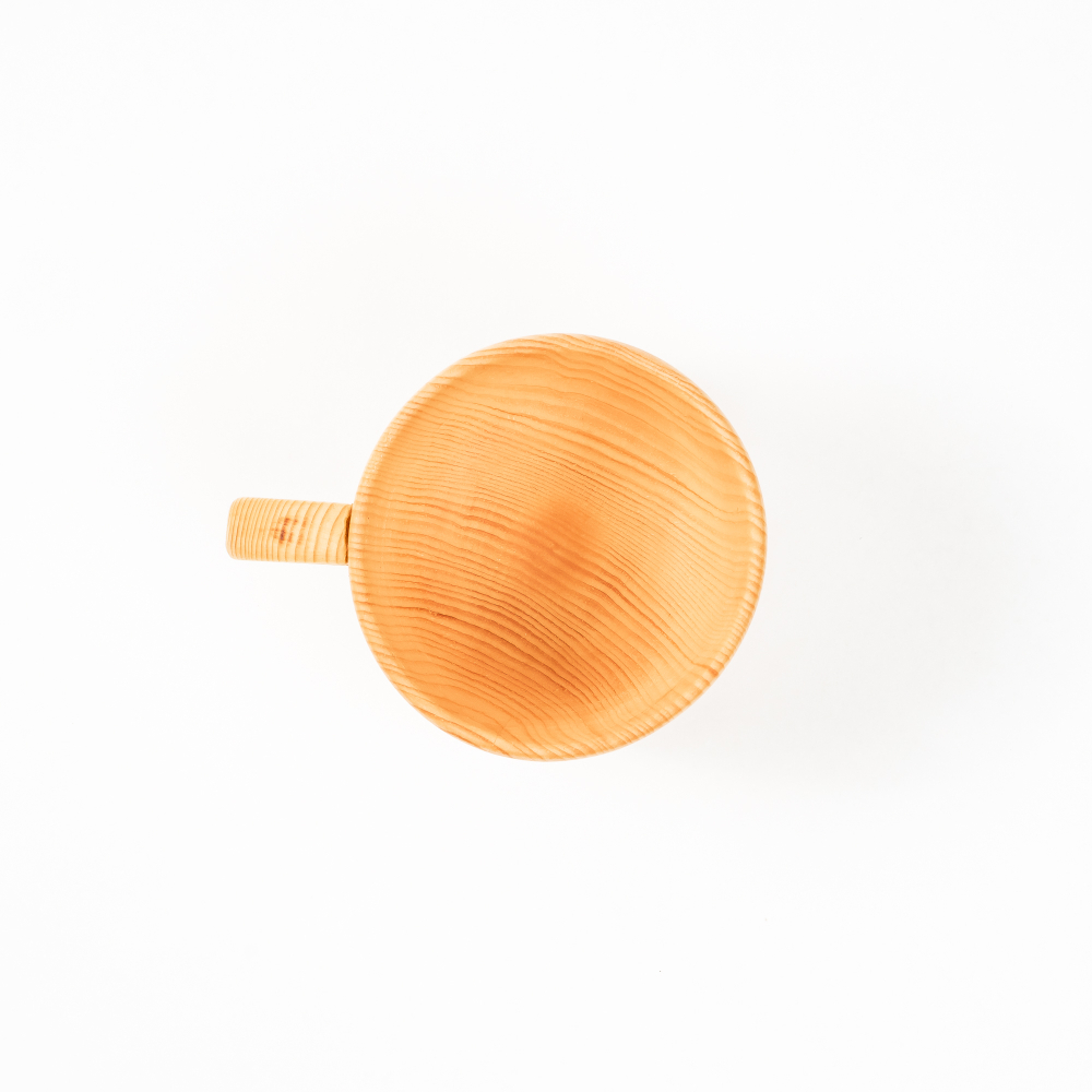 Деревянная кружка из кедра для напитков 350 мл. C68