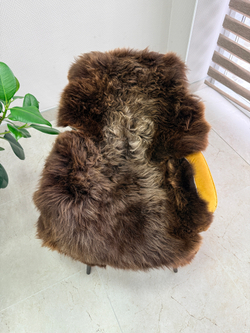 Шкура коврик меховой прикроватный овчина, 120х65 см.