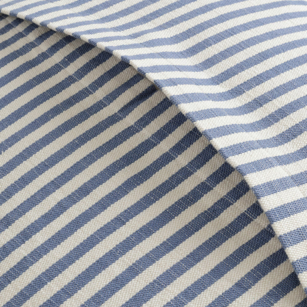 Чехол на подушку IKEA AKERNEJLIKA (АКЕРНЕЙЛИКА), Белый с вышивкой, 50x50 см