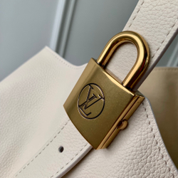 Louis Vuitton Low Key Hobo MM