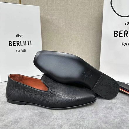 Мужские лоферы Berluti из зернистой кожи