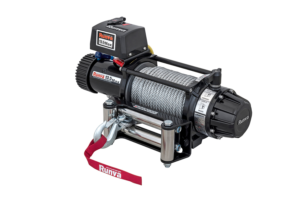 Лебёдка автомобильная электрическая 12V Runva 13500 lbs 6136 кг MAX влагозащищенная, стальной трос