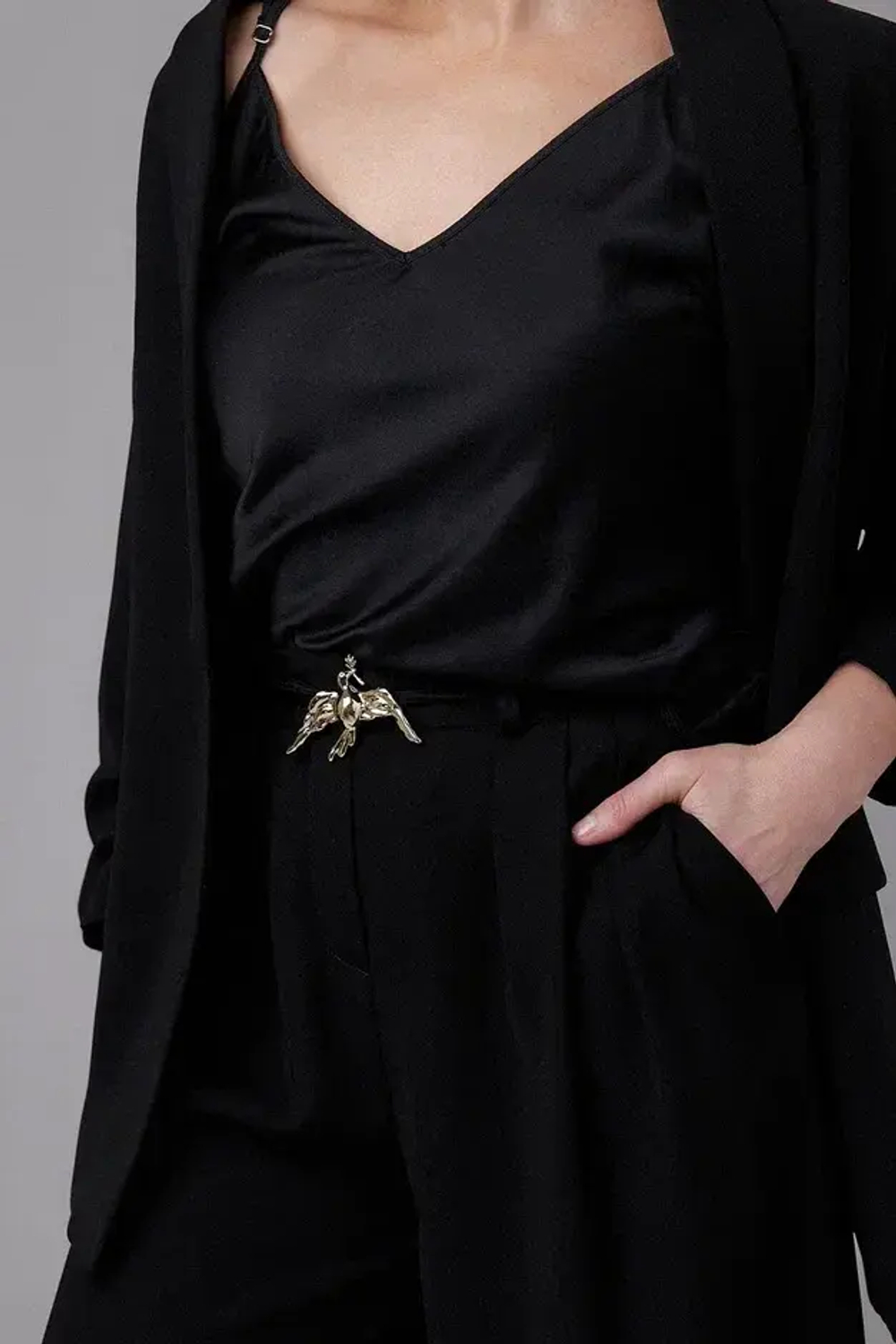 Колье Serenity птица в оттенке золото на черной ленте из органзы