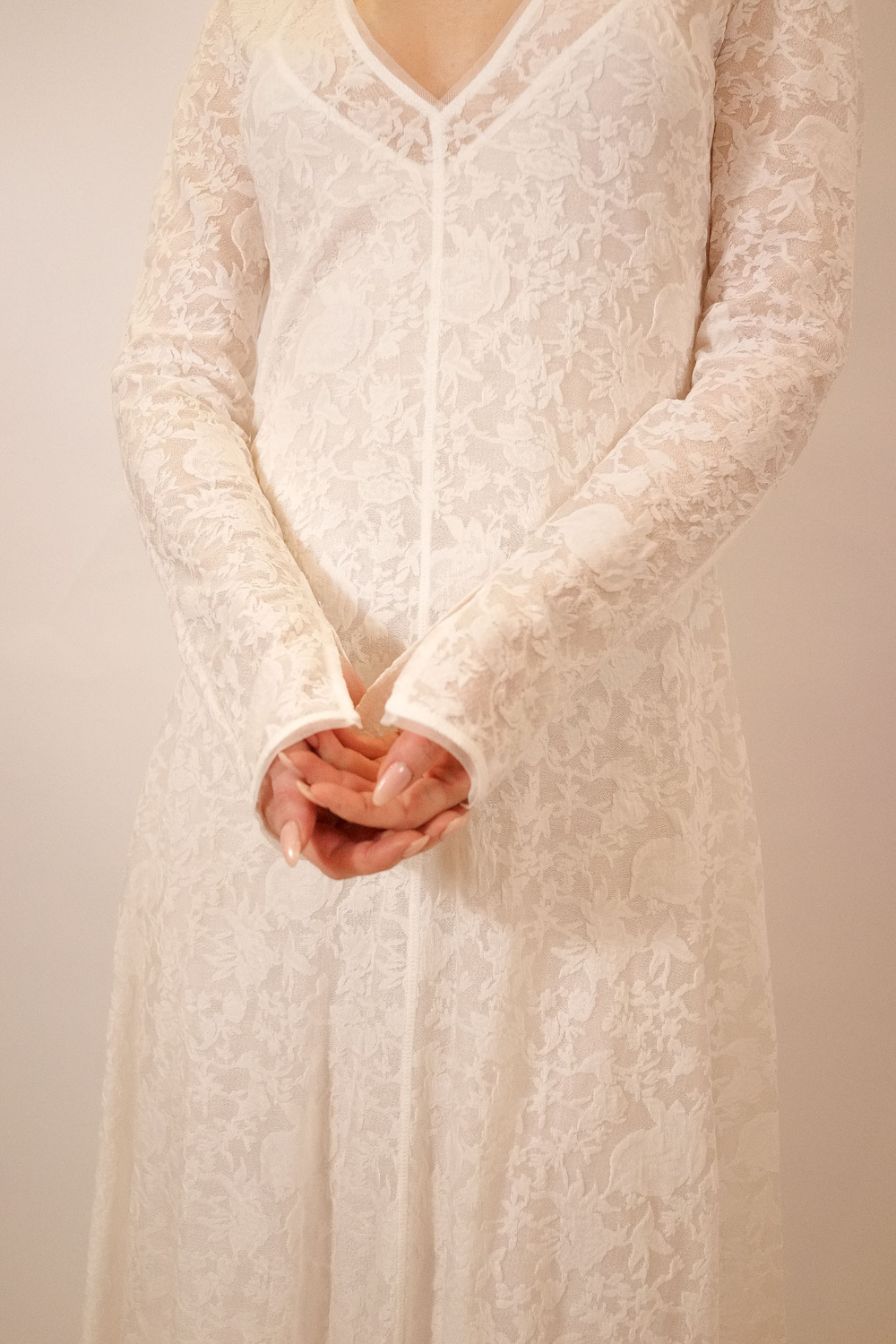 0B8AF208-F053-4344-B8D5-F42ADF2194E8