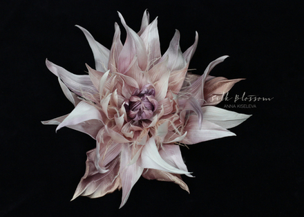 Брошь - Розовый Георгин из натурального шелка