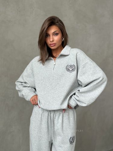 Серый меланжевый спортивный костюм с вышивкой-лого