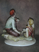 Статуэтка. Фарфор. Мальчики играют в карты. Capodimonte. Италия