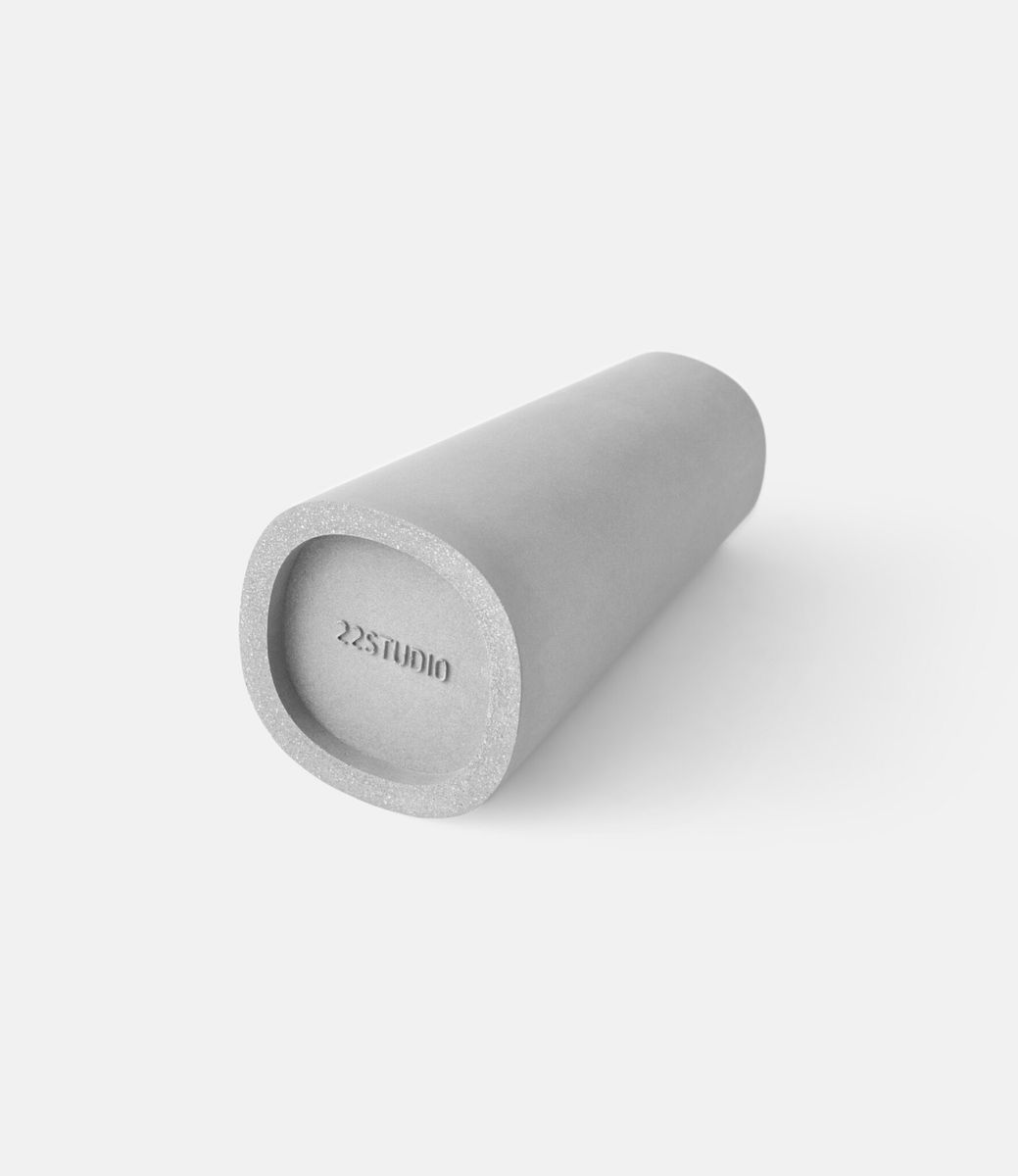 22 Studio Superellipse Small — ваза из бетона