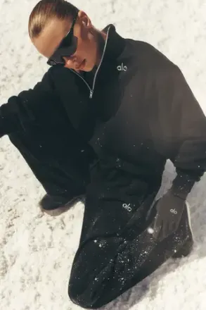 Толстовки alo yoga