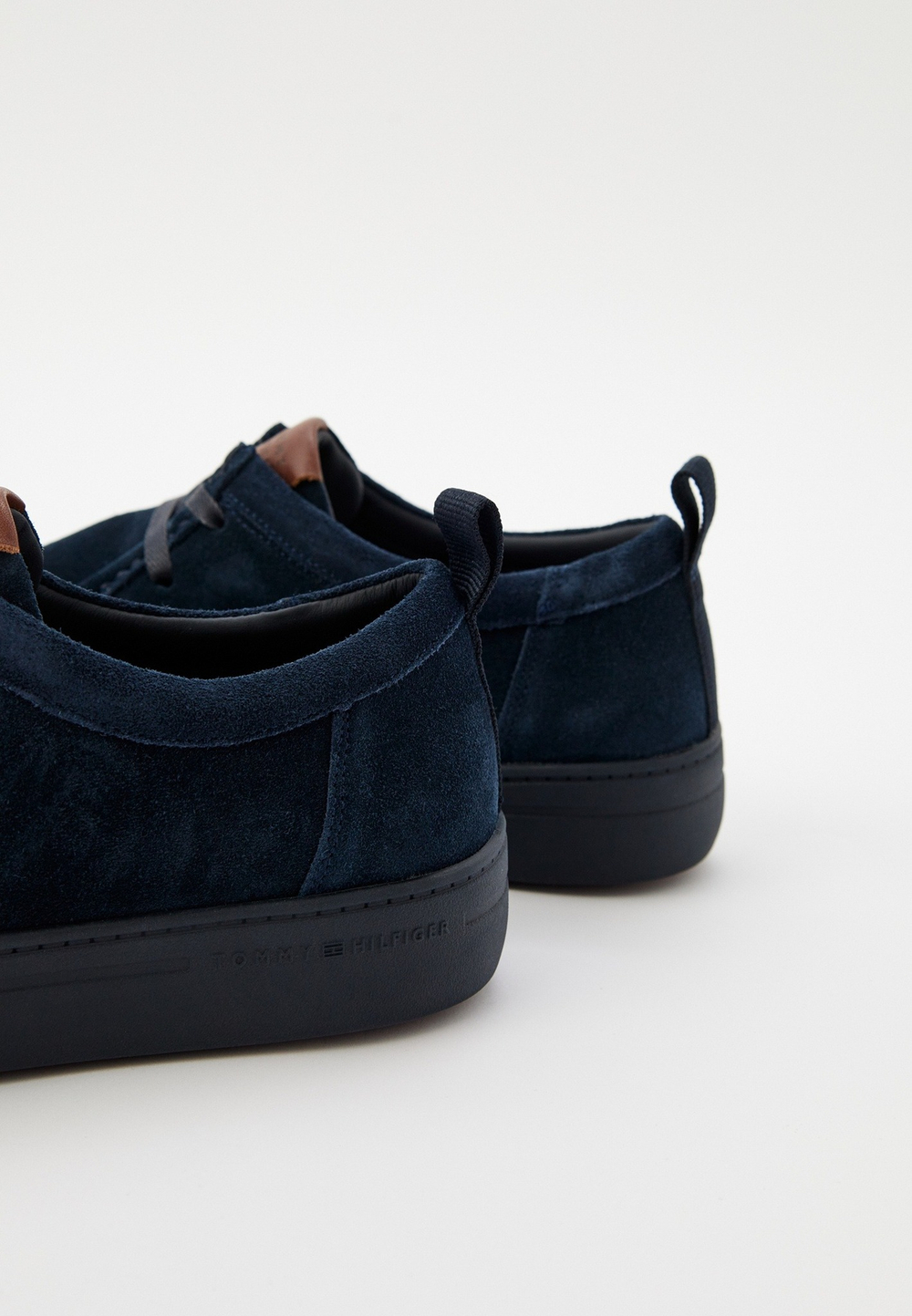 Кроссовки мужские TOMMY HILFIGER MODERN LIGHT SUEDE M