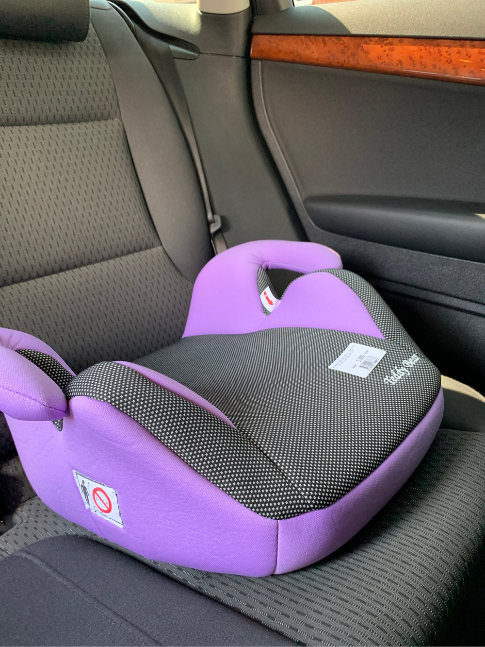 Автокресло (бустер) LB 311 (Teddy Bear) ПК (38. LILAC+BLACK DOT)