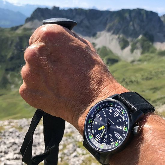 Швейцарские тактические часы Traser P68 Pathfinder Automatic Black 107720 (каучук)