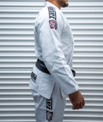 Кимоно Tatami NOVA COMPETIDOR - белое