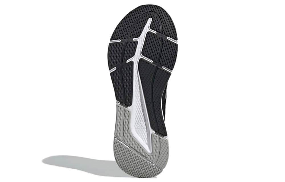Кроссовки Adidas Questar