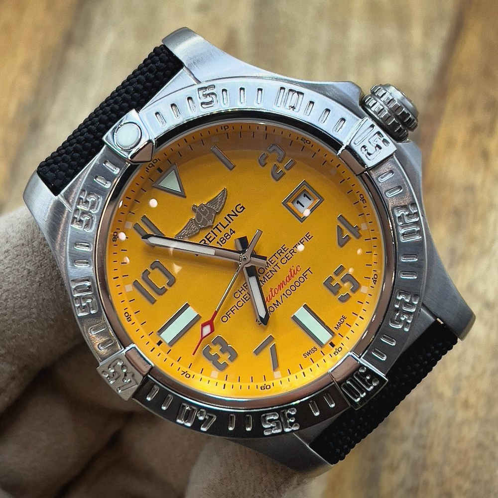 Часы Breitling