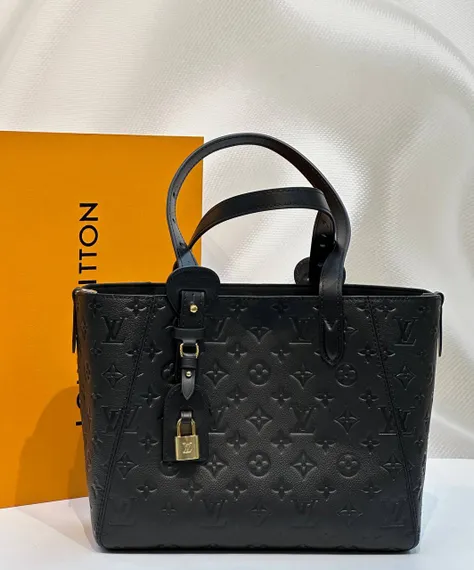 Сумка Louis Vuitton All In One PM