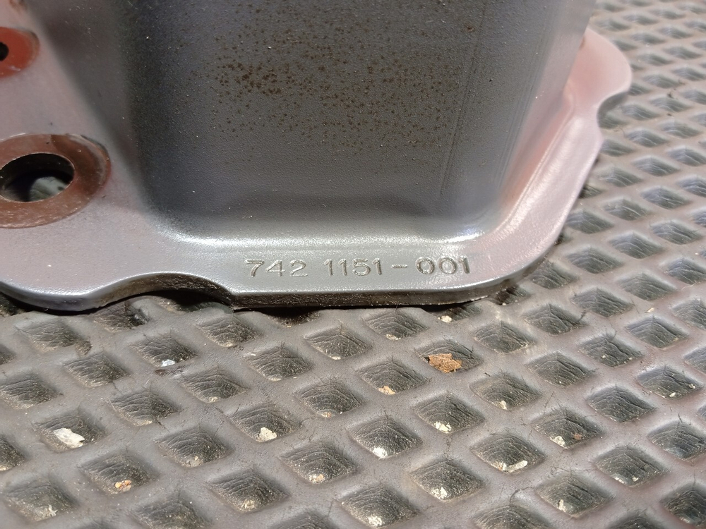 Подушка двигателя задняя 2019 г.