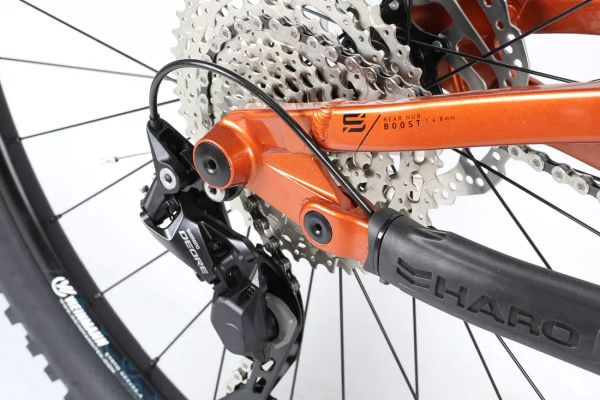 Велосипед для катания в горах с передней и задней амортизацией Haro Shift R5 29