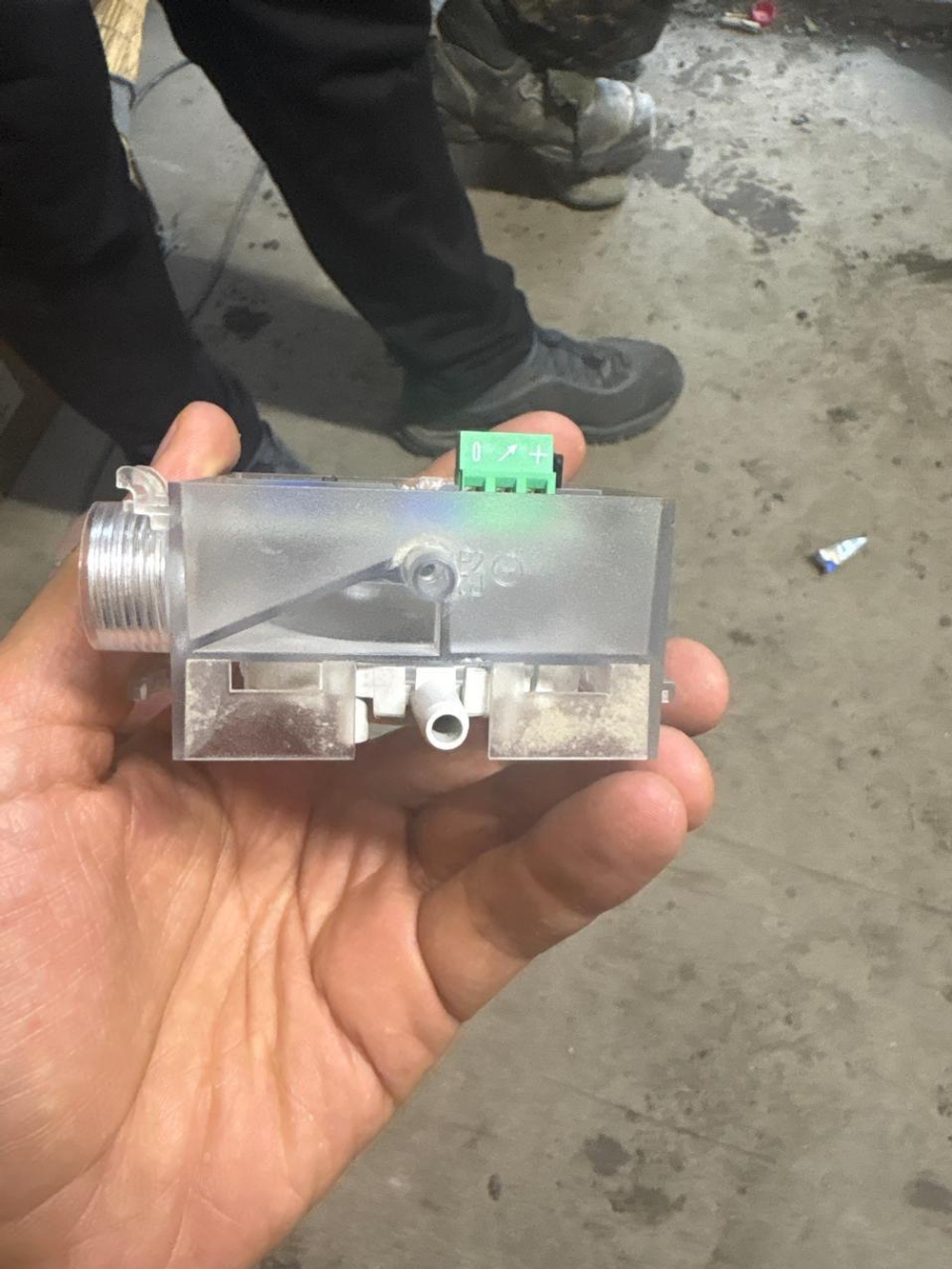 Датчик давления Huba Control 5436