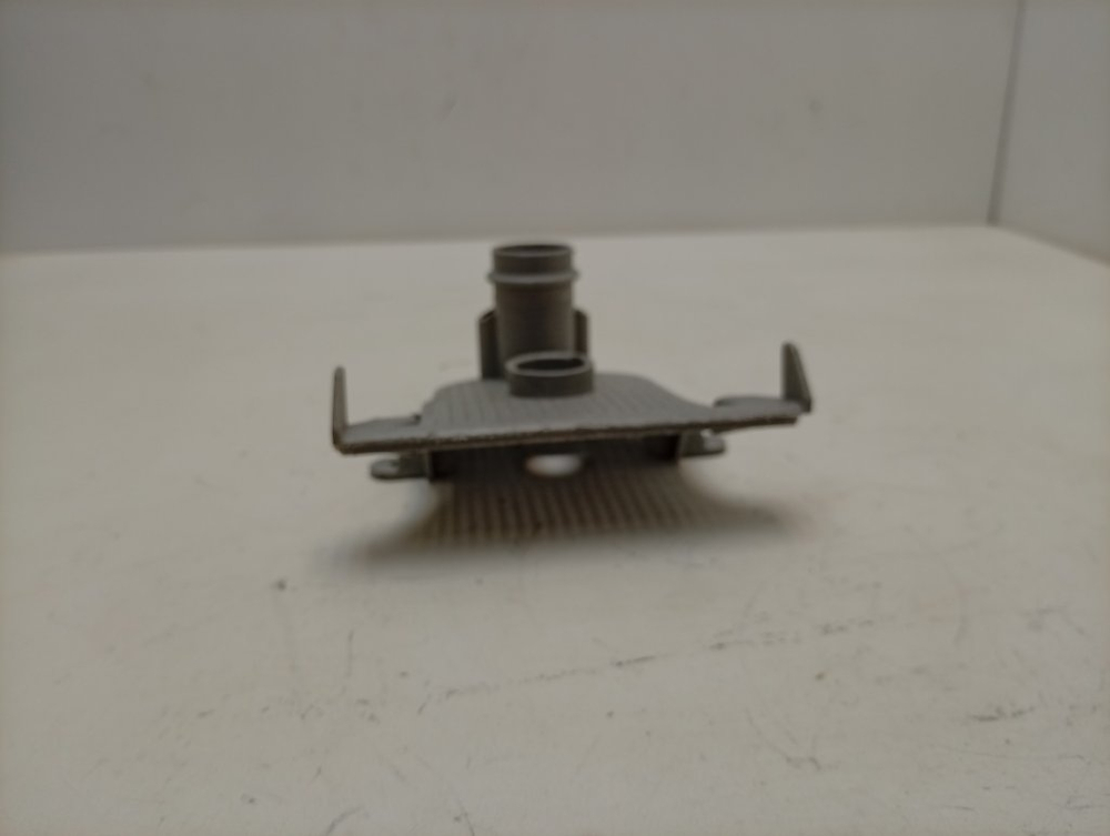 DIS5831 ктп4 Держатель трубки импеллера для посудомоечной машины Beko Whirlpool 1757830100 б/у