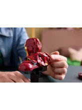 Конструктор Marvel 76327 Бюст Железного Человека MK4