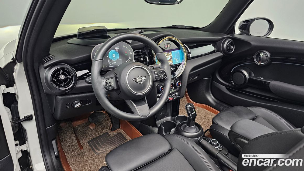 Mini Cooper Convertible Classic (06.2023)