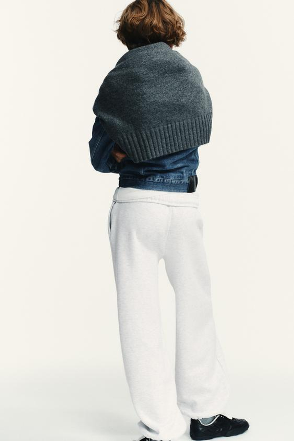 ZARA БАЗОВЫЕ ПРЯМЫЕ БРЮКИ ИЗ МЯГКОЙ ТКАНИ, СЕРЫЙ МЕЛАНЖ