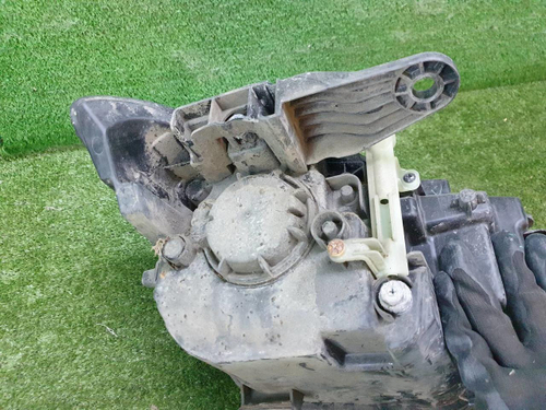 Битая Фара левая Genesis G70 (2017-2021) LED