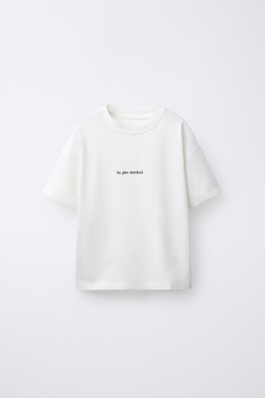 ZARA ФУТБОЛКА С ТЕКСТОВЫМ ПРИНТОМ, ЭКРЮ