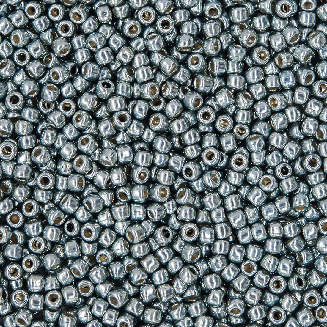 Японский бисер TOHO Round 11/0 (№PF565), непрозрачный глянцевый с металлическим блеском