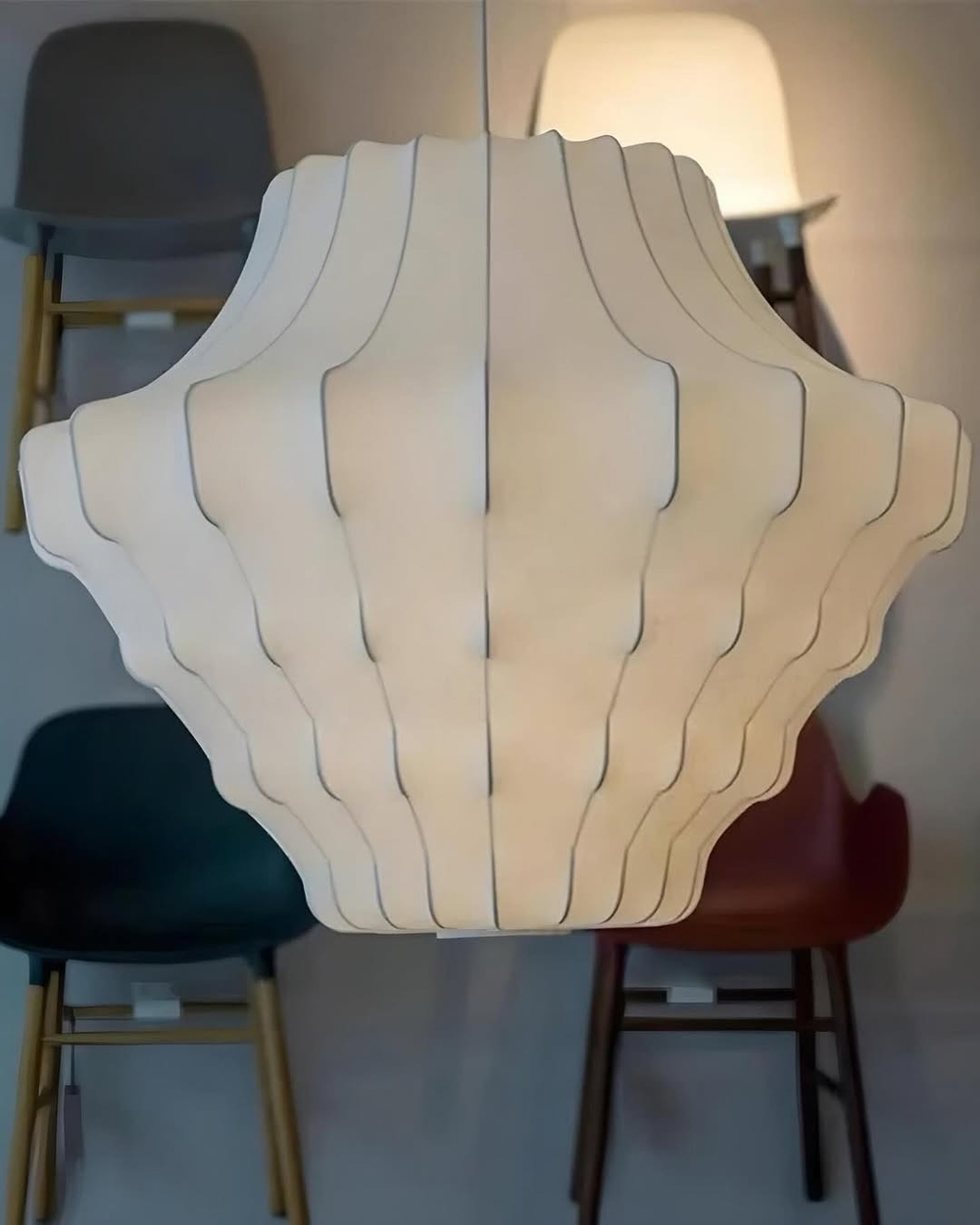 люстра из искусственного шелка