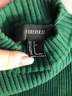 Джемпер Forever21 стильного оттенка, маркировка S, визуально на 44 размер