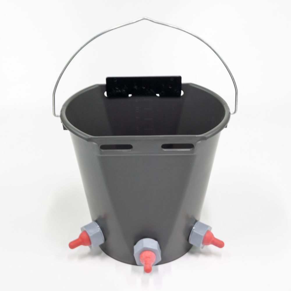 Ведро для выпойки, поения, кормления козлят и ягнят 8л, 3 соски, с креплением