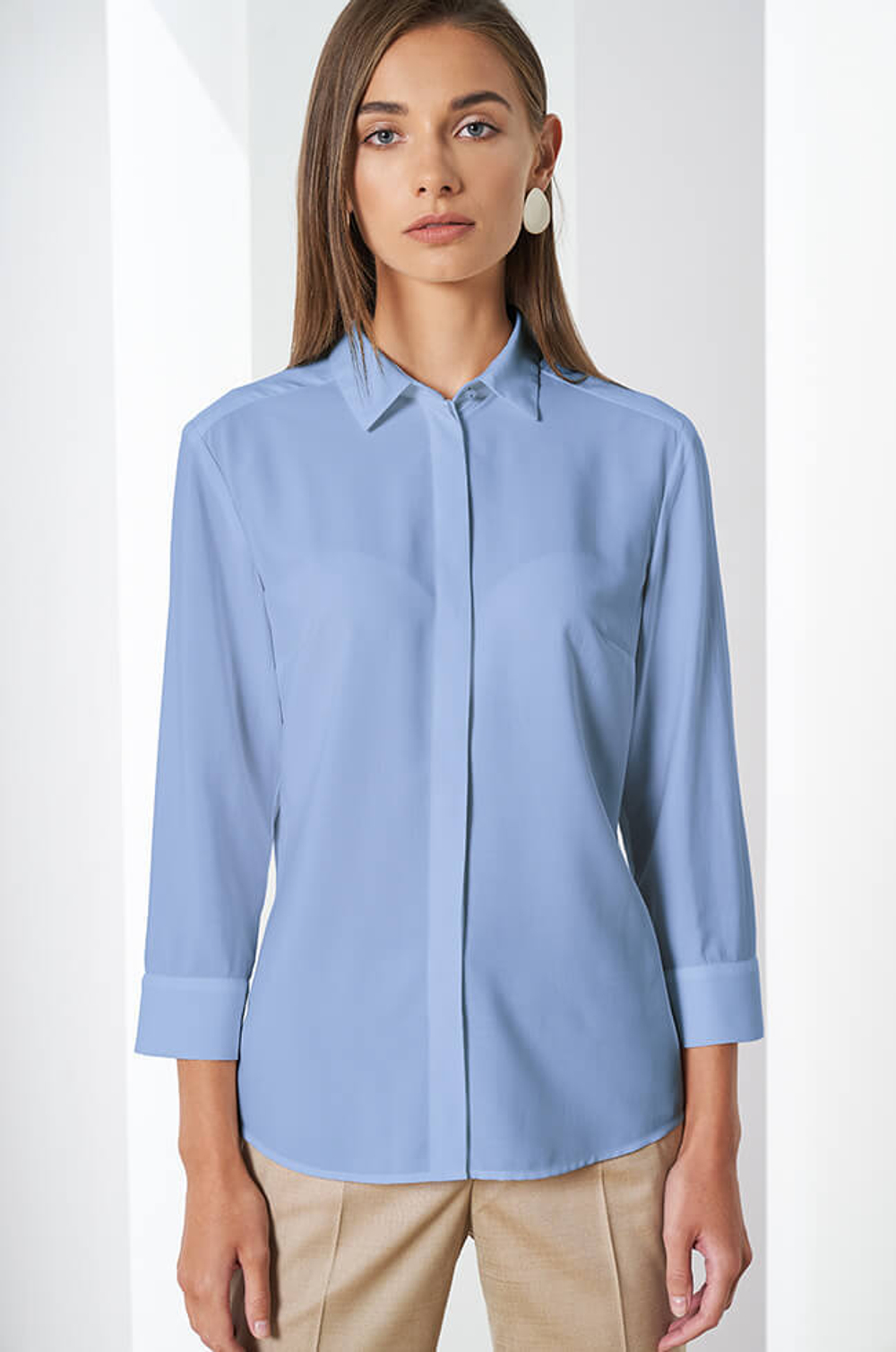 22402 Блузка женская (дымчато-голубой)