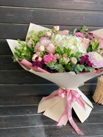 Букет с Гортензией розовый