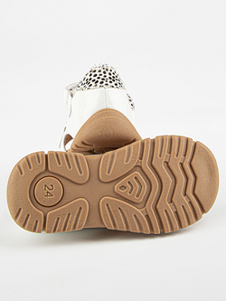 Сандалии летние