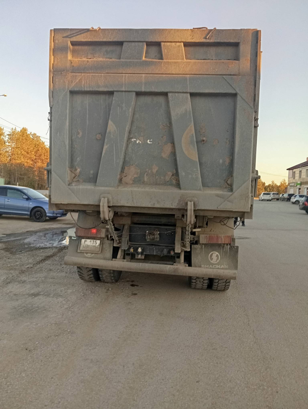 Shacman (Shaanxi) SX* 6x4 Самосвал SX32586V384 (Дизельный, 11,6 л, 423 л.с., МТ)