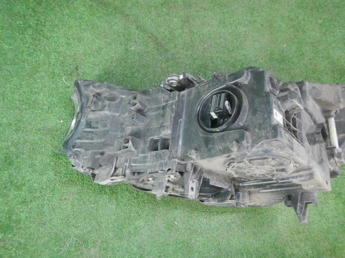 Фара правая BMW 7er G11 G12 (2015-2019) LED