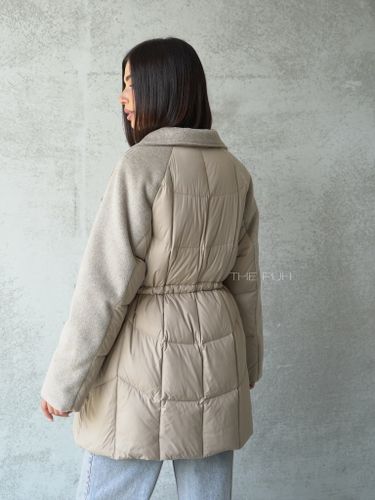 Бежевый комбинированный пуховик-пальто на кулиске