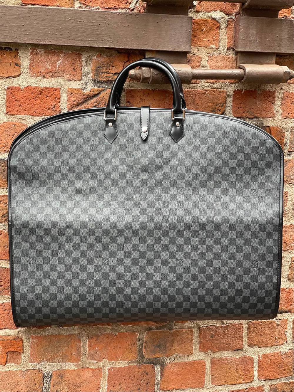 Сумка-кофр Louis Vuitton