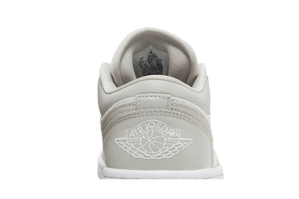 Кроссовки Jordan Air Jordan 1 Low Cotton Fleece (Женская размерная сетка)