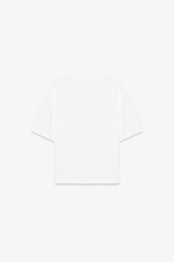 ZARA ФУТБОЛКА С ОБЪЕМНЫМ ЦВЕТКОМ, БЕЛЫЙ