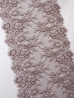 Кружево шантильи темный шоколад неэластичное ширина 22 см купон 2.9 м