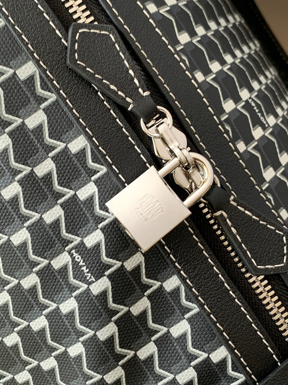 Moynat 48H Maxi M