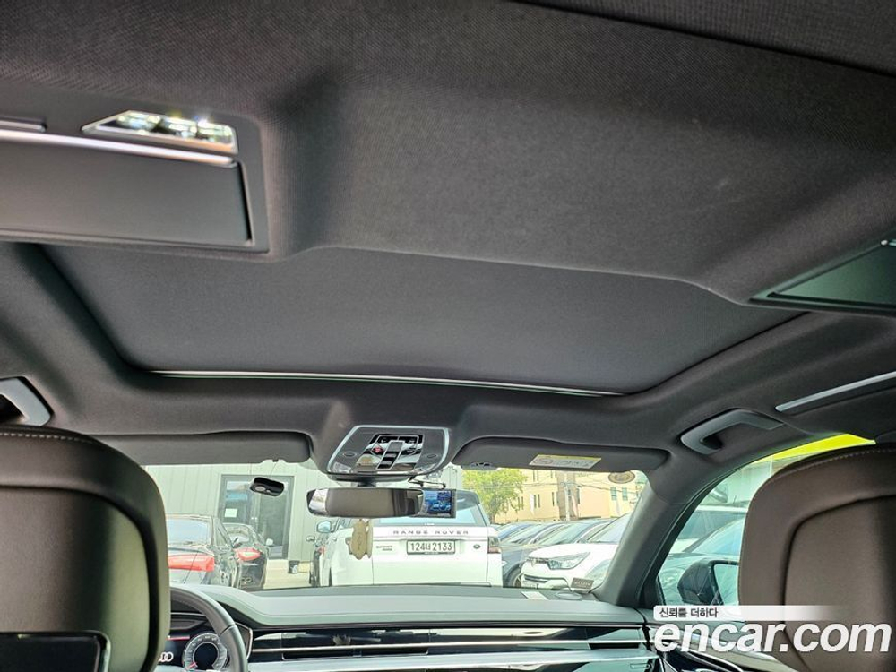 Audi A8 (D5) 55 TFSI Quattro LWB (06.2021)