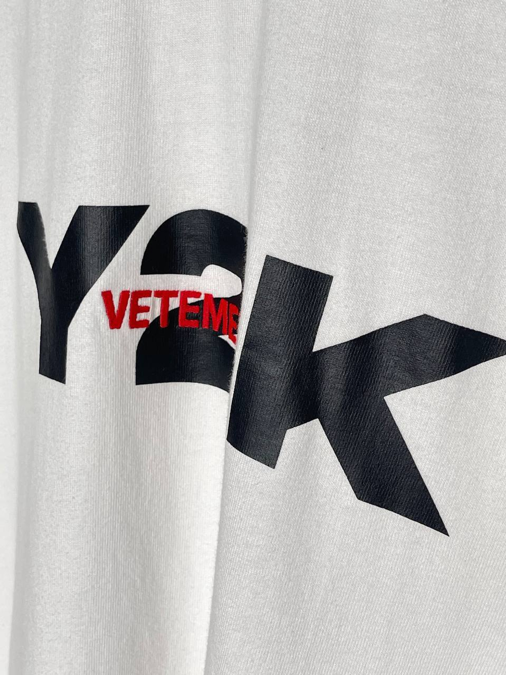 Футболка Vetements