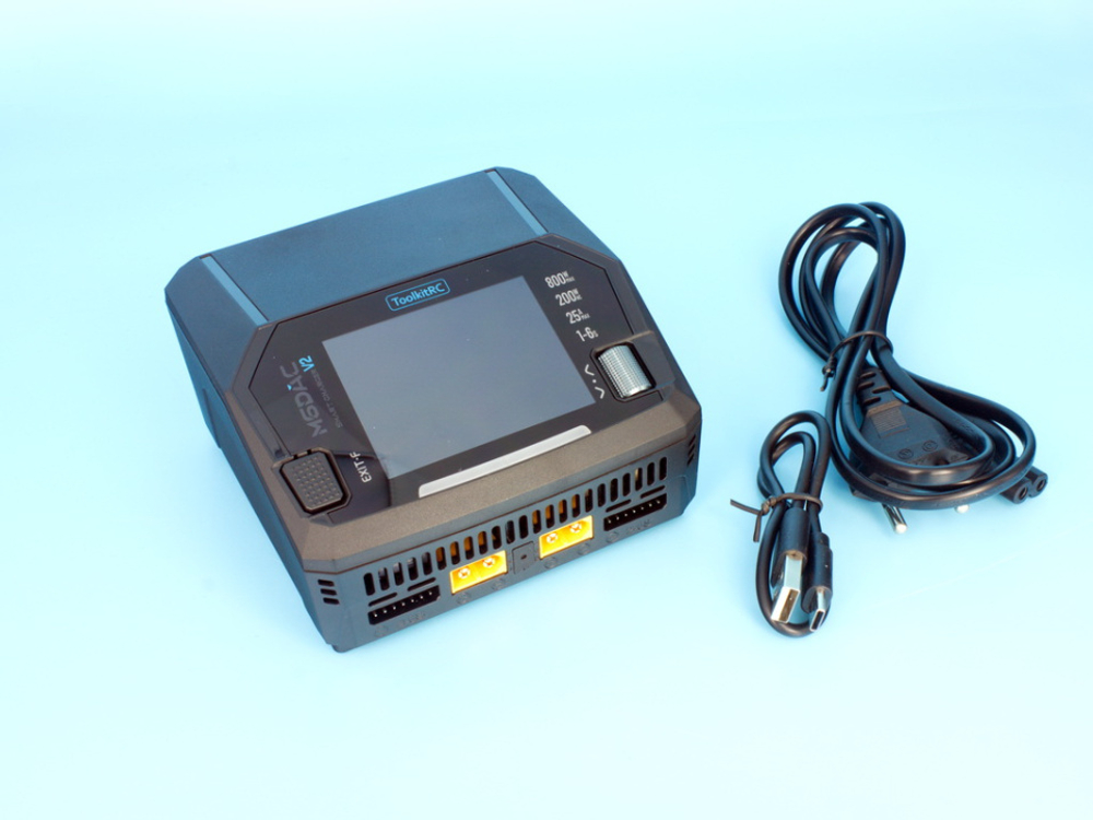 Зарядное устройство ToolkitRC M6DAC V2 200W AC/ 800W DC